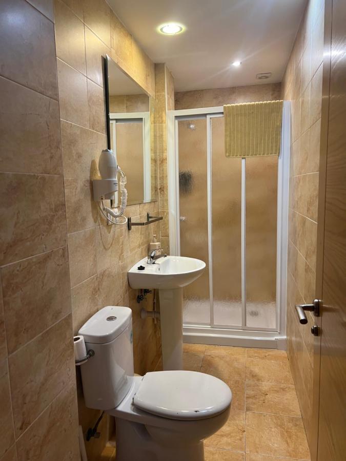 Habitaciones Privadas En Apartamento Compartido الجيسايرس المظهر الخارجي الصورة
